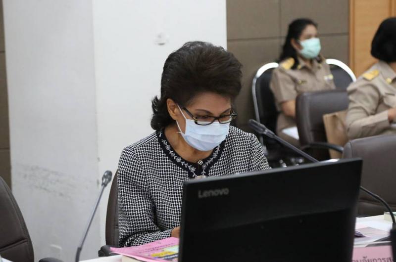 รมว.พม.ประชุมคณะกร