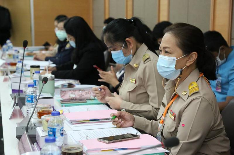 รมว.พม.ประชุมคณะกร