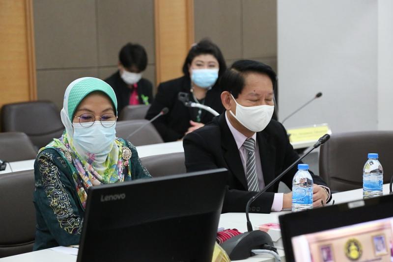 รองปลัดพม.ประธานเ�