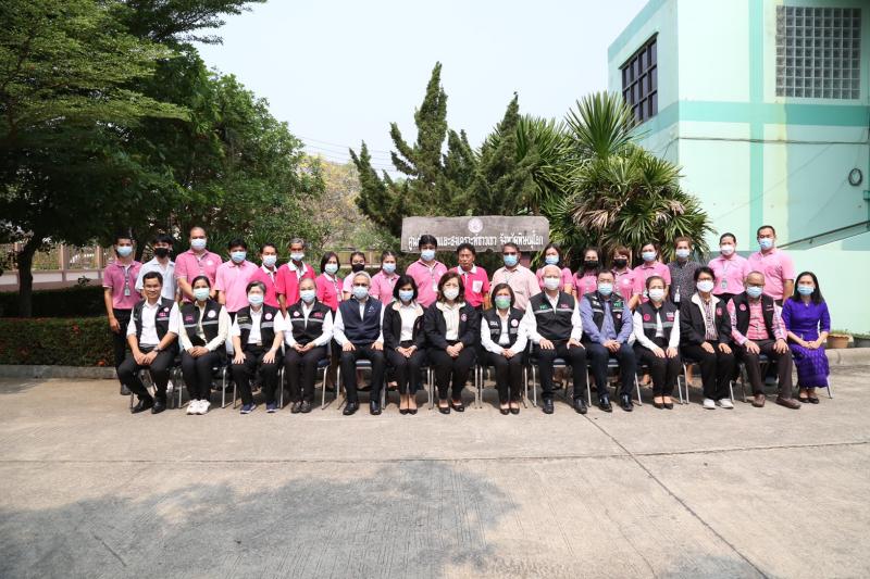 ปลัด พม. พร้อมคณะผ�
