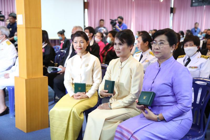 รมว.พม. เป็นประธาน�