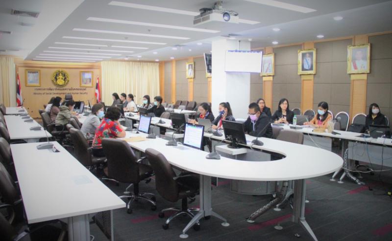 รองปลัด พม. เข้าร่�
