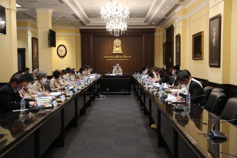 รองปลัด พม. ประชุม�