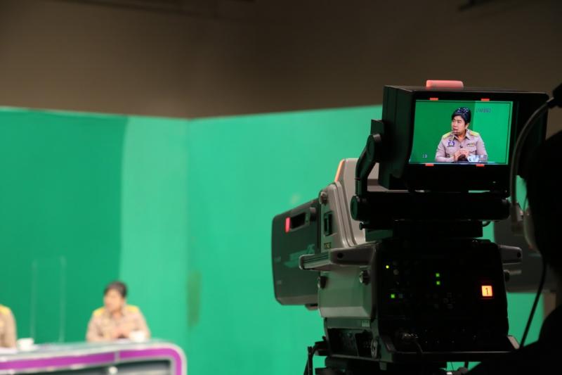 รองปลัด พม. ร่วมบั�