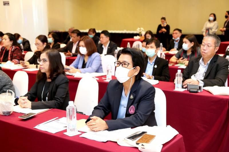 รองปลัด พม. ร่วมเป�