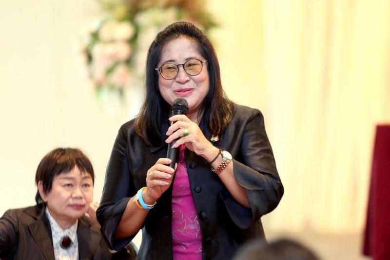 รองปลัด พม. ร่วมเป�