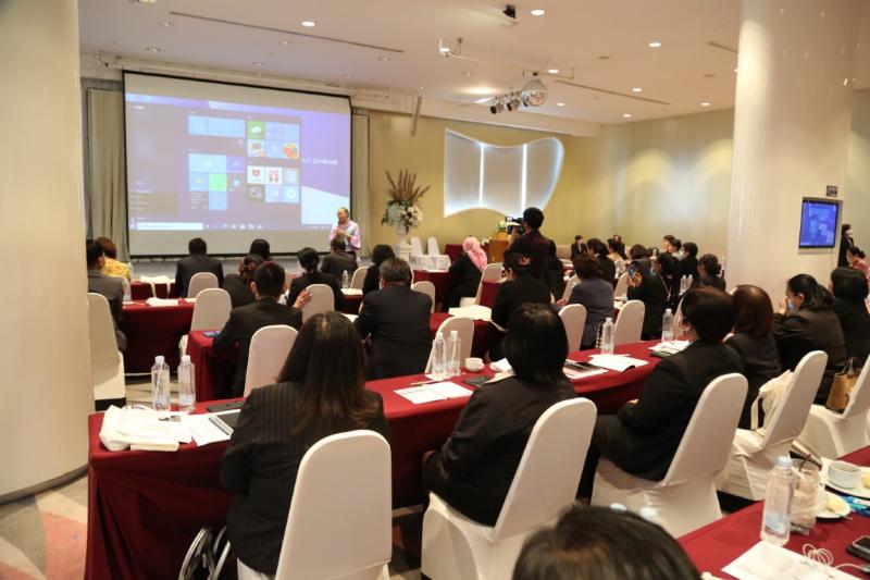 รองปลัด พม. ร่วมเป�