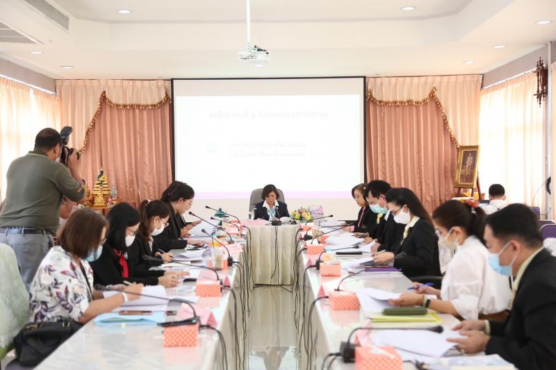 ปลัด พม. เป็นประธา�