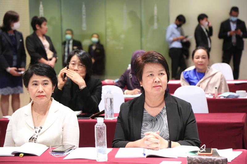 ปลัด พม. มอบแนวทาง�