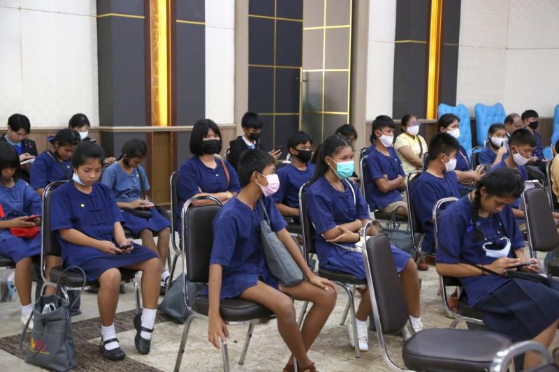 รองปลัด พม. ร่วมงา�