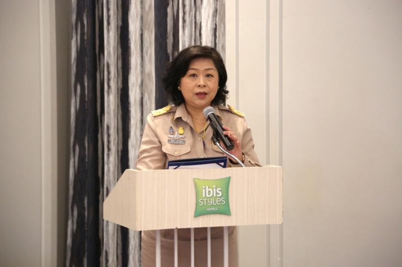 รองปลัด พม. ประธาน�