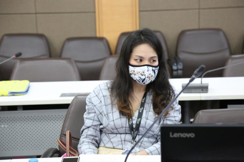 รองปลัด พม. ได้รับ�