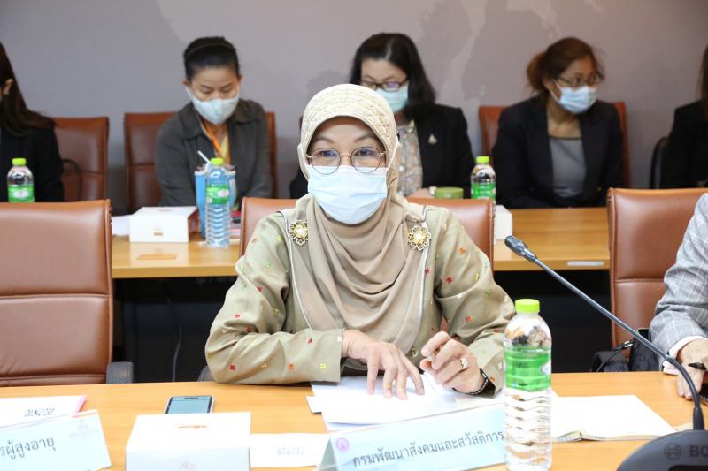 ปลัด พม. เป็นประธา�
