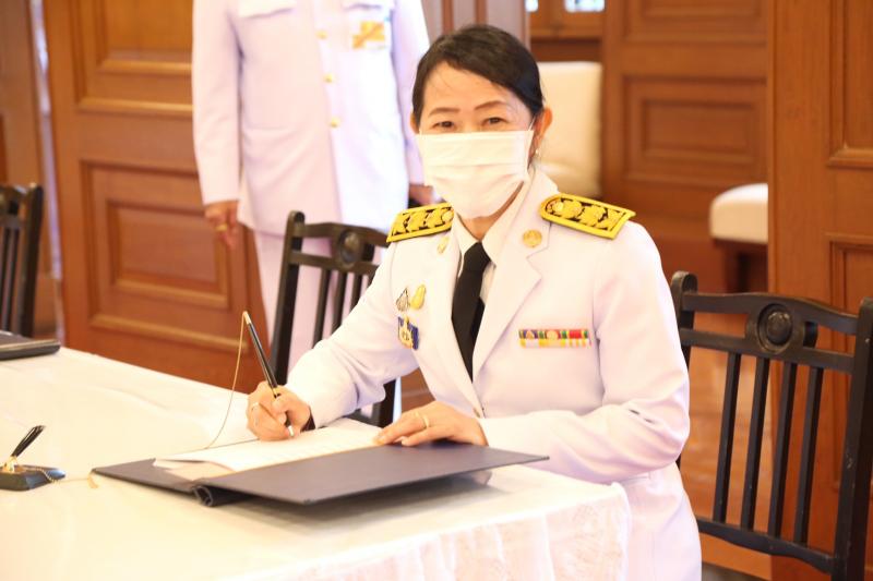 ปลัด พม. นำคณะผู้บ�