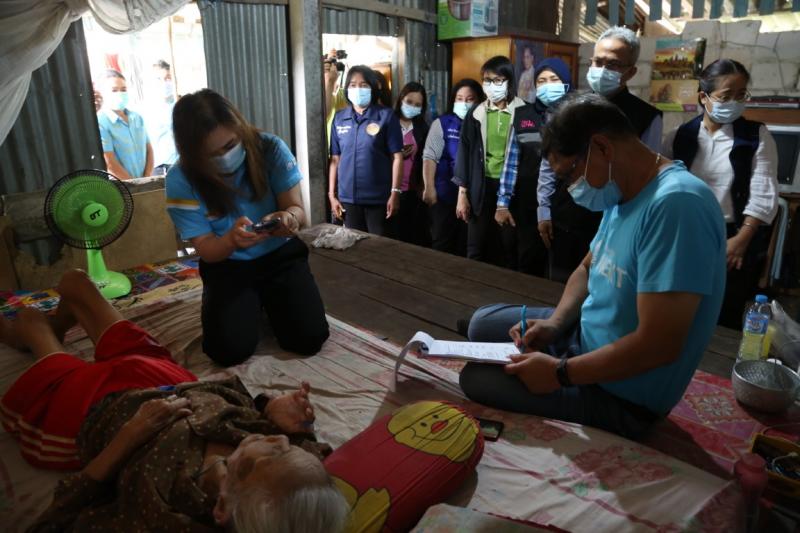 รองปลัด พม. พร้อมห�