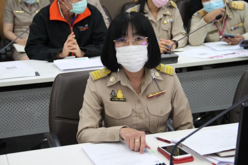 รองปลัด พม. เป็นปร�