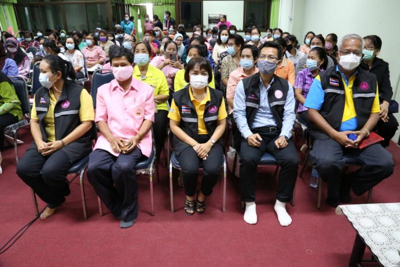 รองปลัด พม. พร้อมด�