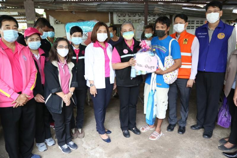 รองปลัด พม. พร้อมด�