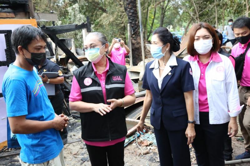 รองปลัด พม. พร้อมด�