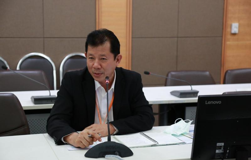 รองปลัด พม. เป็นปร�