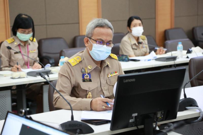 ปลัด พม. เป็นประธา�