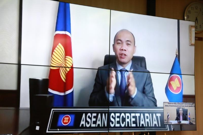 ผช.ปลัด พม. ประชุมเ�