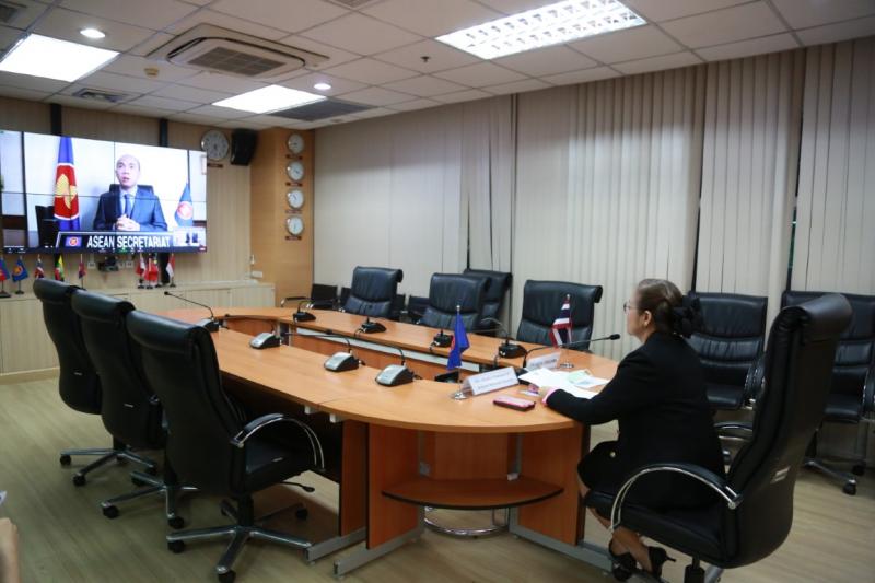 ผช.ปลัด พม. ประชุมเ�