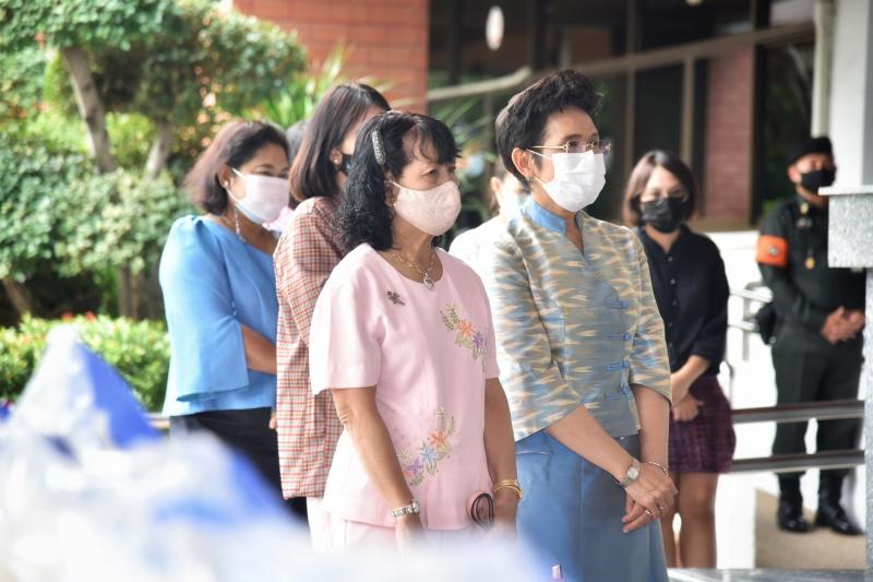 พม. พก. รับมอบสิ่งข�