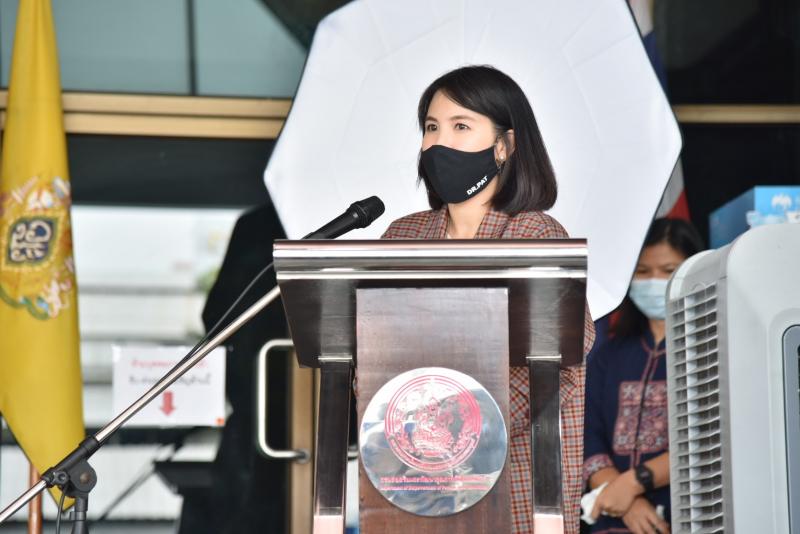 พม. พก. รับมอบสิ่งข�