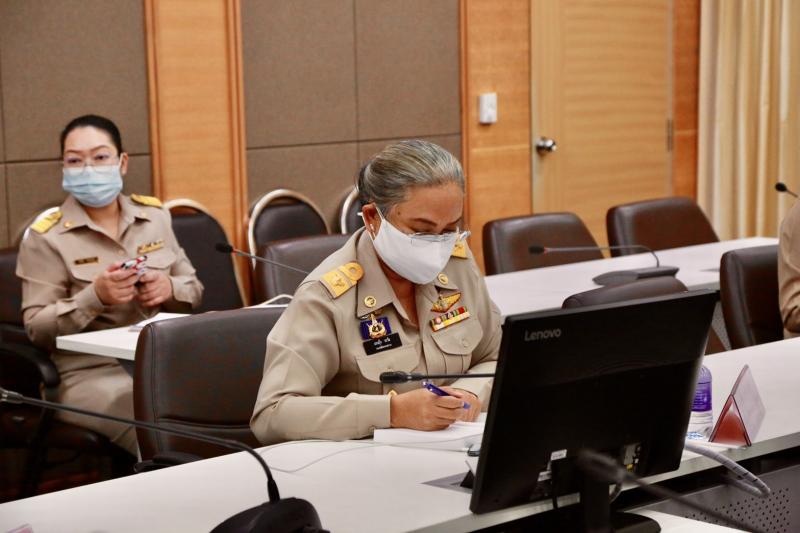 ปลัด พม. เป็นประธา�
