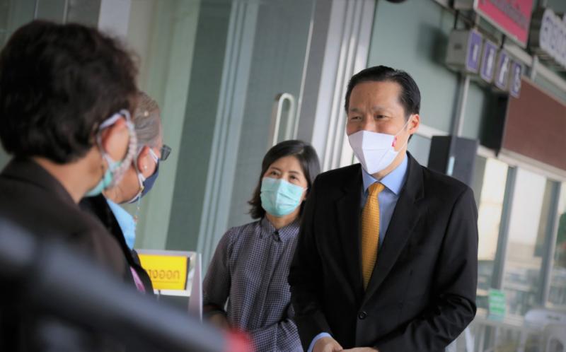 ปลัด พม. รับสิ่งขอ�