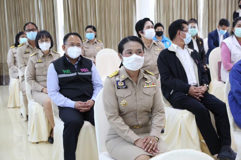 ปลัด พม. ร่วมลงพื้�