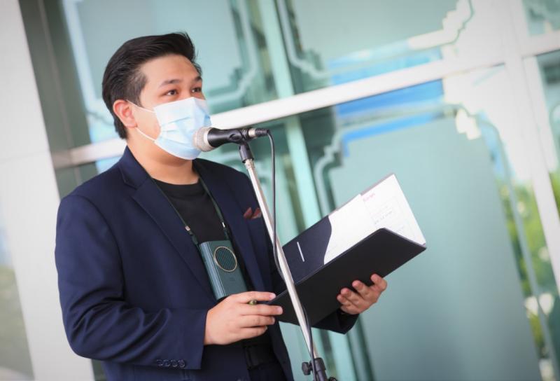 พม. รับสิ่งของบริจ