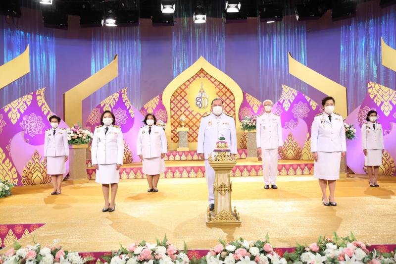 รมว.พม. นำคณะผู้บร�