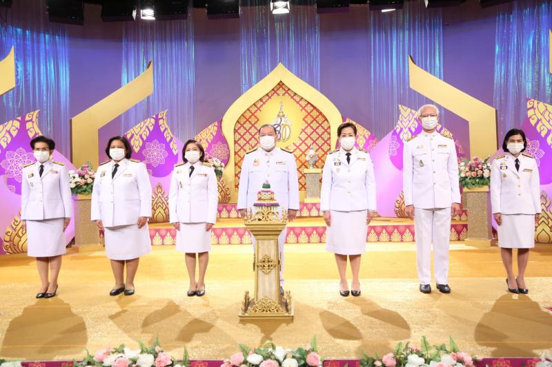 รมว.พม. นำคณะผู้บร�