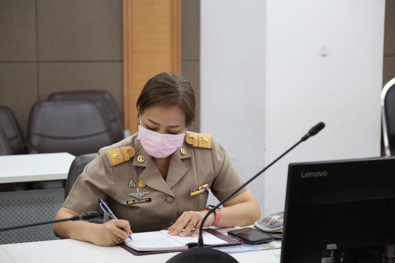 ปลัด พม. เป็นประธา�