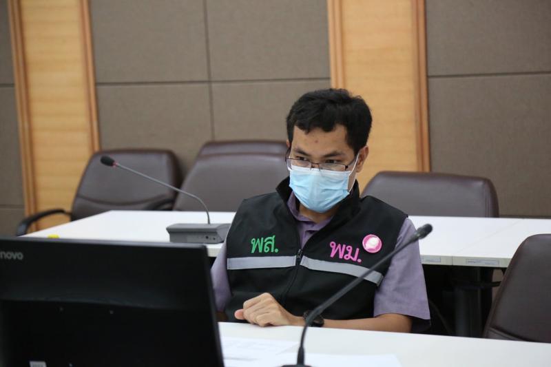 รองปลัด พม. เป็นปร�