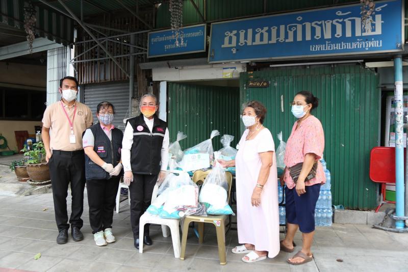 รองปลัด พม. ลงพื้น�