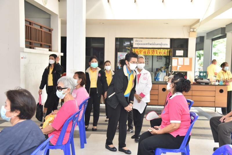 อธิบดี พก. พร้อมคณ�