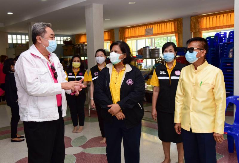 อธิบดี ผส. และคณะ ล�