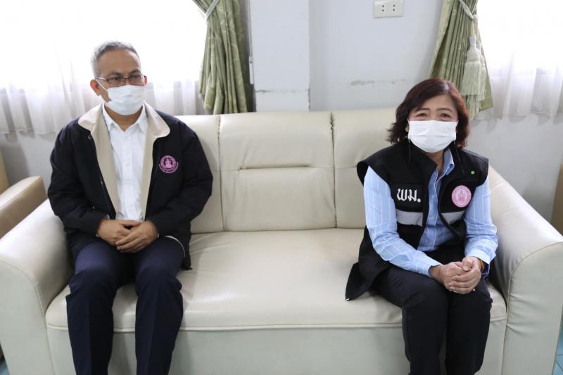 ปลัด พม. ร่วมกับปร�