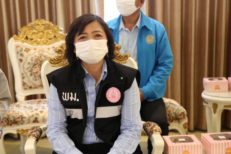 ปลัด พม. ร่วมกับปร�