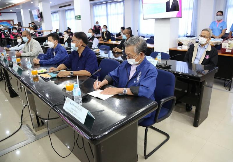 รองปลัด พม. พร้อมด�