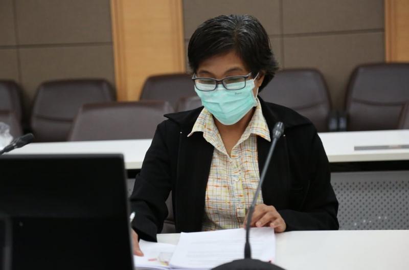 รองปลัด พม. เป็นปร�