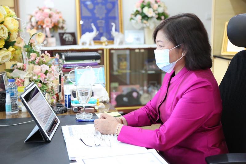ปลัด พม. เป็นประธา�