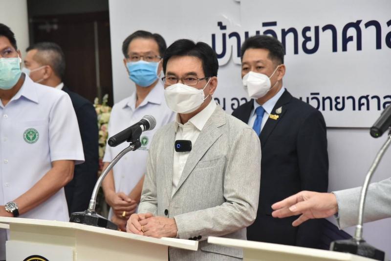 ปลัด พม. มลงพื้นที�