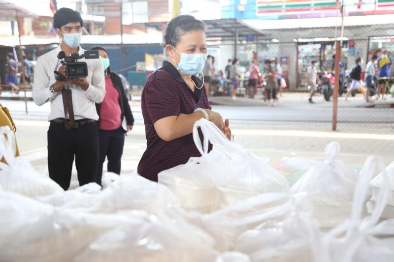 รองปลัด พม. เป็นตั�