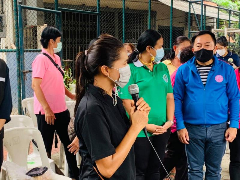 รองปลัด พม. ลงพื้น�