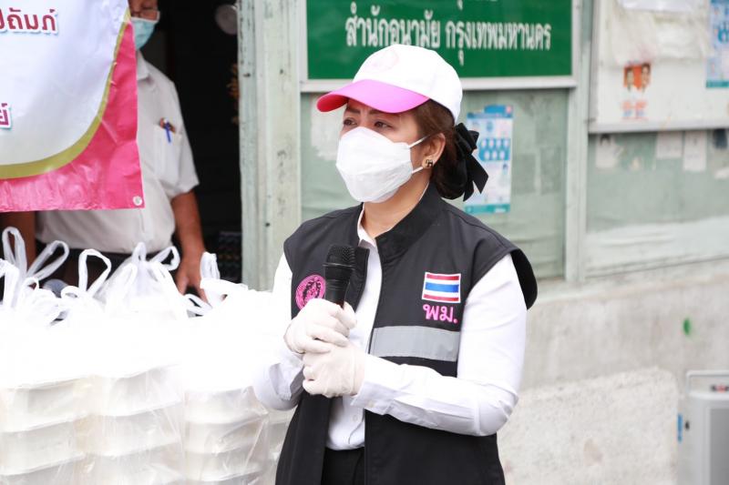 ผต.พม. เป็นตัวแทนม�