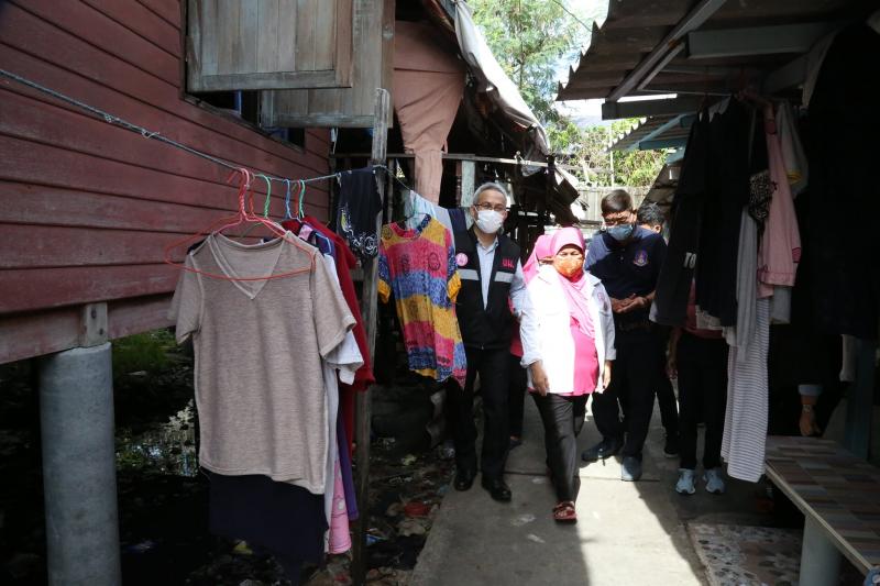 รมว.พม. ได้มอบหมาย �